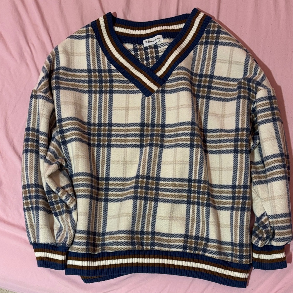 Plaid V-Neck Sweater Top